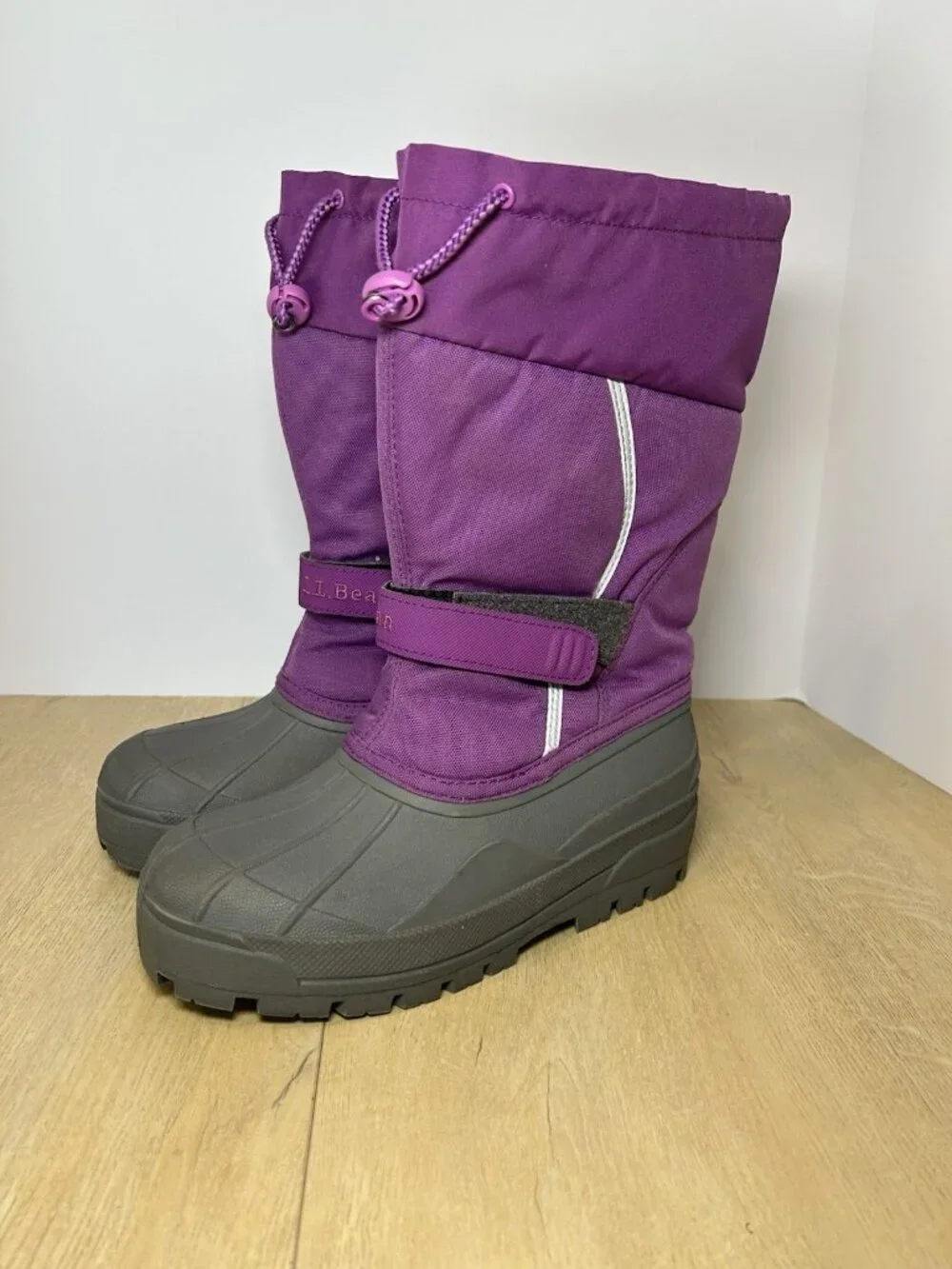 LL Bean Kids Winter Snow Boots Purple Gray Size 4 Warm Insulated Waterproof